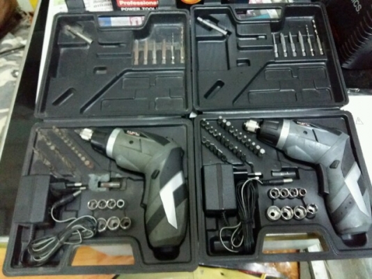 สว่านไขควงชาจ์รไฟ eurox 3.6v ทั้งกล่อง 2 ชุด สว่านไขควงชาจ์รไฟ eurox 3.6v ทั้งกล่อง 2 ชุด