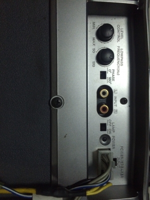 KENWOOD KSC-SW2000 200W ดอกซับ8นิ้ว 2ดอก วอยคู่ เพาเวอร์ในตัว มีไฟ black light เบสหนักแน่น สภาพสวย มือ2 ญี่ปุ่น