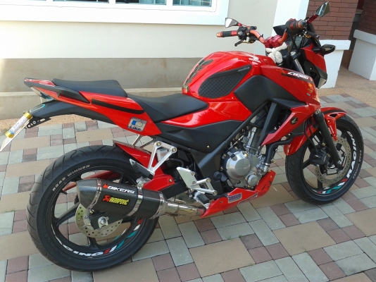 ขาย CB 300 F แต่งเต็ม วิ่งมา 1000 โล