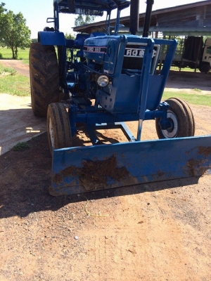 ขายรถไถ FORD 6600 อุปกรณ์ ดันหน้า ผานหลัง และผาน3 สภาพพร้อมใช้งาน เอกสารเล่มทะเบียนพร้อมโอน สนใจโทร 090-8588220คุณนะ 093-3258446คุณบิว หรือเข้าดูสินค้าอื่นๆได้ที่ www.truck.in.th/498 หรือเพจFacebook ณรงค์ ซื้อขายรถมือสอง (เว็บไซต์ส่วนตัว) หรือFacebook ตลา