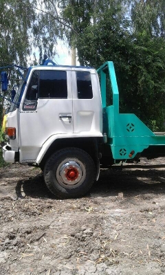 ขายเทรลเลอร์ร็อกกี้ 2เพลา เครื่อง175แรง หางใหญ่ขึ้นPC200ได้สบาย สภาพพร้อมใช้งาน เอกสารพร้อมโอน สนใจโทร 090-8588220คุณนะ 093-3258446คุณบิว หรือเข้าดูสินค้าอื่นๆได้ที่ www.truck.in.th/498 หรือเพจFacebook ณรงค์ ซื้อขายรถมือสอง (เว็บไซต์ส่วนตัว) หรือFacebook