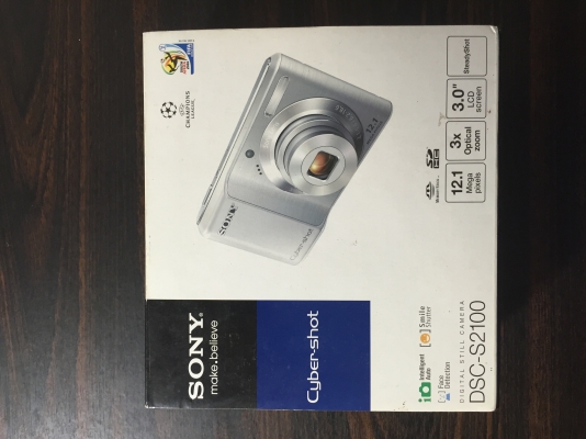 ขายกล้องโซนึ่ cybershot 12 ล้านพิกเซล ใช้ถ่าน AA แค่สองก้อน