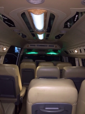 ขาย Toyota commuter 2557 ขาย Toyota commuter 2557