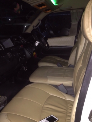 ขาย Toyota commuter 2557 ขาย Toyota commuter 2557