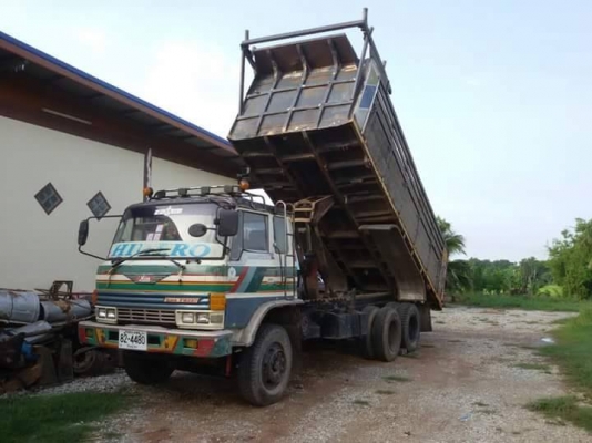 ขายดั้ม2เพลา HINO FM17 เครื่อง195แรง สภาพพร้อมใช้งาน เอกสารพร้อมโอน สนใจโทร 090-8588220คุณนะ 093-3258446คุณบิว หรือเข้าดูสินค้าอื่นๆได้ที่ www.truck.in.th/498 หรือเพจFacebook ณรงค์ ซื้อขายรถมือสอง (เว็บไซต์ส่วนตัว) หรือFacebook ตลาดรถมือสอง คุณนะ