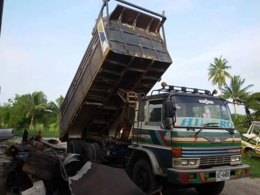 ขายดั้ม2เพลา HINO FM17 เครื่อง195แรง สภาพพร้อมใช้งาน เอกสารพร้อมโอน สนใจโทร 090-8588220คุณนะ 093-3258446คุณบิว หรือเข้าดูสินค้าอื่นๆได้ที่ www.truck.in.th/498 หรือเพจFacebook ณรงค์ ซื้อขายรถมือสอง (เว็บไซต์ส่วนตัว) หรือFacebook ตลาดรถมือสอง คุณนะ