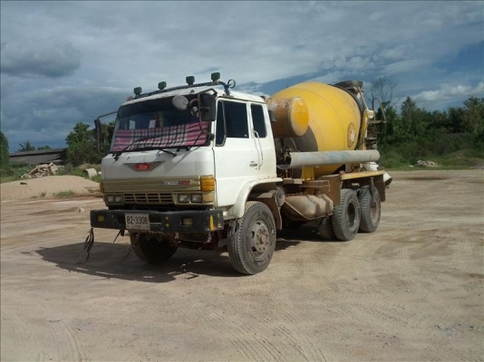 รถโม่ปูน ฮีโน่ 220 แรงม้า โม่ 5 คิว ทะเบียนพร้อมโอน