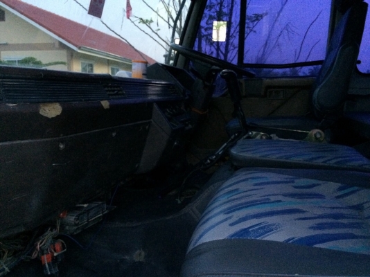 ขายสิบล้อหัวลากแท้MITSUBISHI527TGเครื่อง260 แรงM6 เกียร์อินตั้นก๊าซNgvชุดไฟEplus
