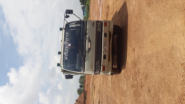 ขาย HINo FM3H 195 เเรง สภาพเดิม ๆ เครื่องเดิม เกียร์เดิม ช่วงล่างดี เเคซซีสวย ไม่มีหัก ไม่มีดาม เจ้าของขายเอง ราคา800000 สนใจติดต่อ0815868827