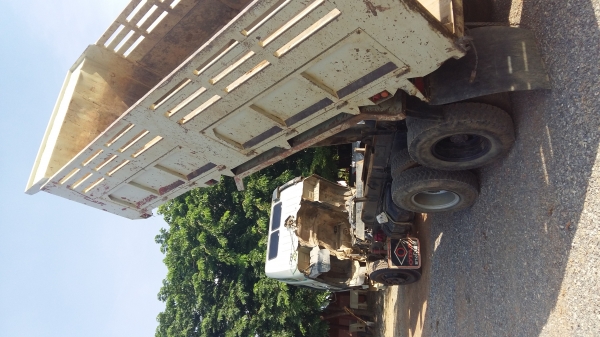 ขาย HINo FM3H 195 เเรง สภาพเดิม ๆ เครื่องเดิม เกียร์เดิม ช่วงล่างดี เเคซซีสวย ไม่มีหัก ไม่มีดาม เจ้าของขายเอง ราคา800000 สนใจติดต่อ0815868827