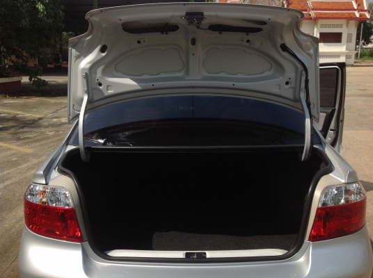 วีออส เกียAUTO เครื่อง1.5 E รถสวย ภายในสะอาด พร้อมใช้งาน