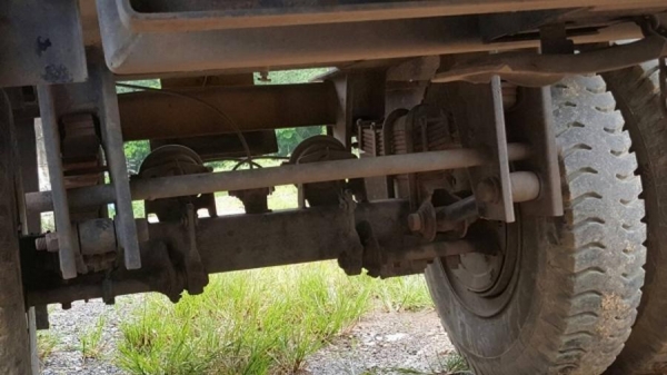 ลูกพ่วง2คานดั้มเกษตร สามมิตรลอนเฉียง 6.0ม.เดิมบาง **ขาย ลูกพ่วงSMM สามมิตรฯ2คานดั้มเหล็กคอกเกษตร สภาพเดิมบาง พร้อมใช้