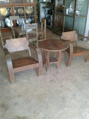 ชุดเก้าอี้กาแฟแขนอ่อนไม้สักงานเก่า