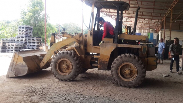 ขายรถตักWS500 MITSUBISHI สภาพพร้อมใช้งาน เครื่องปั้มดี ยางดี เอกสารสัญญาซื้อขาย