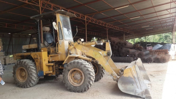 ขายรถตักWS500 MITSUBISHI สภาพพร้อมใช้งาน เครื่องปั้มดี ยางดี เอกสารสัญญาซื้อขาย