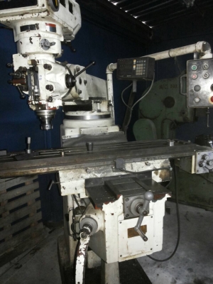 ขายมิลลิ่งเอ็ม4มีฟีดริเนี่ยพร้อมสภาพพร้อมใช้ไฟ3เฟสราคา85000ครับถูกๆๆและดีมาอีกแล้วครับท่าน