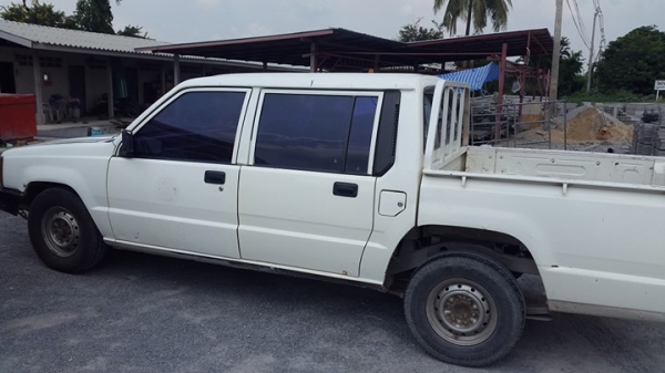 มิตซู 4 ประตู รถ สปก