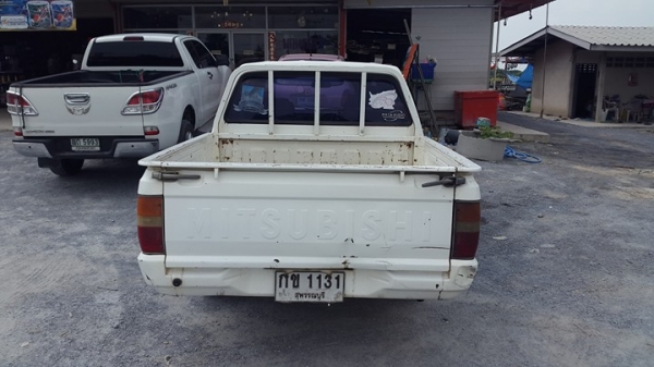 มิตซู 4 ประตู รถ สปก