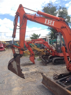 รถขุดเล็ก IHI 3ตัน