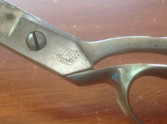 ขายกรรไกรตัดผ้า Vintage Wiss Inlaic U.S.A.ขนาด 10"