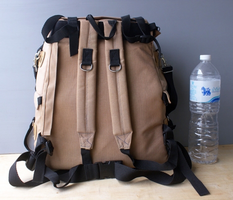 Used...ESPRIT...CAMERA BACKPACK ....ผ้า canvas กันน้ำ งามๆครับ