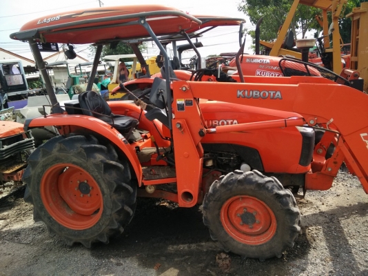 ขายรถแทรกเตอร์ L3608 บุ้งกี๋ ตามสภาพ รถสวยมาก