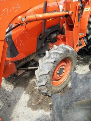 ขายรถแทรกเตอร์ L3608 บุ้งกี๋ ตามสภาพ รถสวยมาก