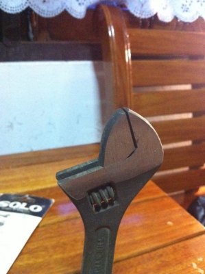 ประแจเลื่อน SOLO รุ่นเก่า