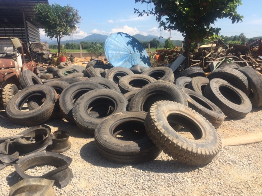 ขายยางเรียเดียนเก่าโครงยาง100เส้นยาง1000