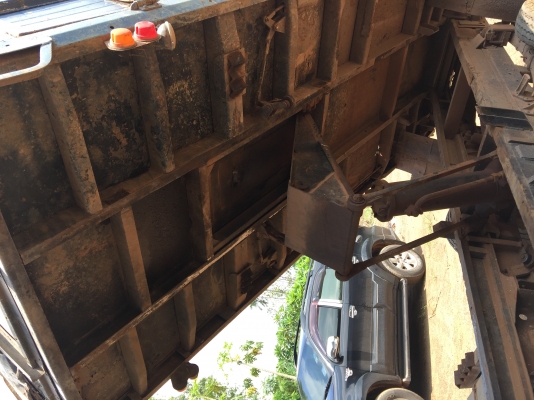 ขาย6ลัอดั้ม100แรง มีสโล4สปีด. ช่วงล่าง เอฟ กะบะเหล็กดั้มสวยมาก