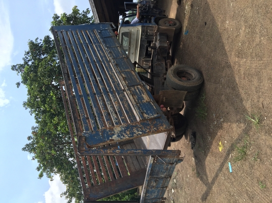 ขาย6ลัอดั้ม100แรง มีสโล4สปีด. ช่วงล่าง เอฟ กะบะเหล็กดั้มสวยมาก