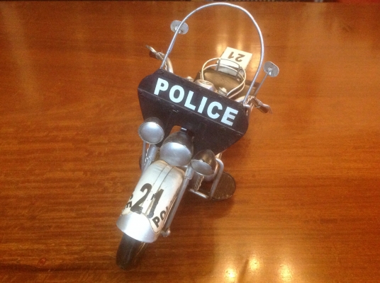 ขายรถโมเดลสังกะสี มอเตอร์ไซค์ HARLEY-DAVIDSON งานแฮนด์เมด สวยๆ ความยาวของรถ 14" หนาและหนัก 1 kg.