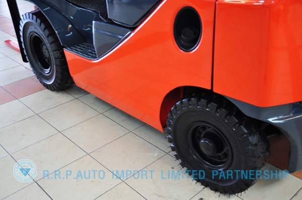 ขายรถโฟล์คลิฟท์มือสอง TOYOTA รุ่น 8FDL15 ราคา xxx,xxx บาท นำเข้าจากประเทศญี่ปุ่น 100\% ไม่เคยใช้งานในไทย