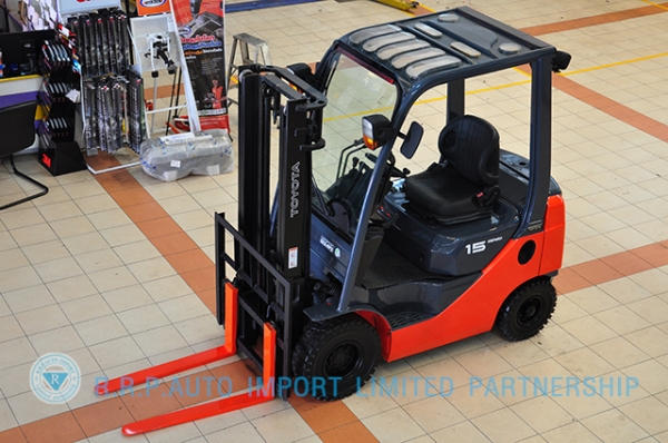 ขายรถโฟล์คลิฟท์มือสอง TOYOTA รุ่น 8FDL15 ราคา xxx,xxx บาท นำเข้าจากประเทศญี่ปุ่น 100\% ไม่เคยใช้งานในไทย