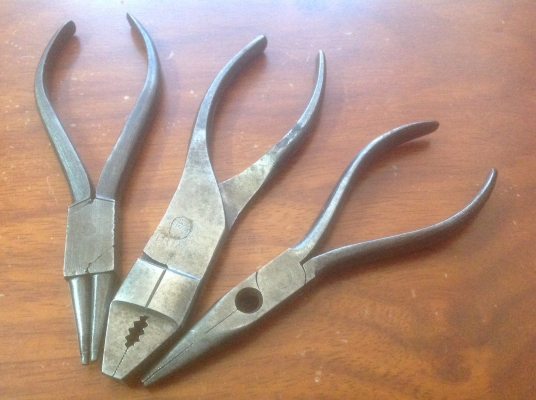 ขายคีมโบราณเยอรมัน 3 แบบเก่าๆ ราคาพิเศษ ขนาด 6"