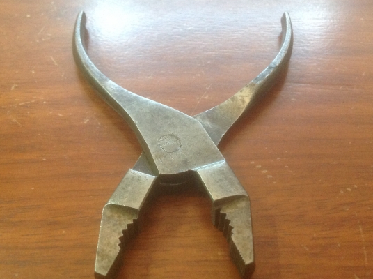 ขายคีมโบราณเยอรมัน 3 แบบเก่าๆ ราคาพิเศษ ขนาด 6"