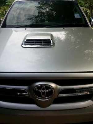 ขาย vigo 3.0 ปี 2007 4 ประตู