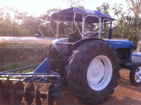 ขายรถไถฟอดร์60แรงพร้อมใช้