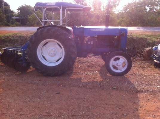 ขายรถไถฟอดร์60แรงพร้อมใช้