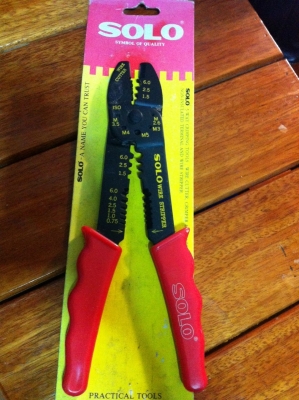 คีมย้ำ ปลอกสายไฟ SOLO ของใหม่ โล๊ะสต๊อค คีมย้ำ ปลอกสายไฟ SOLO ของใหม่ โล๊ะสต๊อค