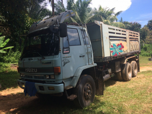 ขายดาวน์รถบรรทุก 10 ล้อดัมพ์ ISUZU ROCKY 240 แรงม้านางฟ้าแท้ ขายดาวน์ 600000