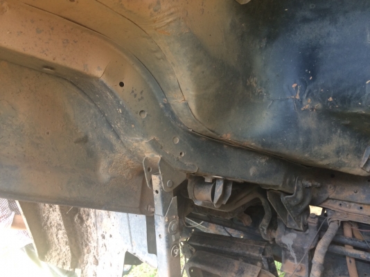 ขายดาวน์รถบรรทุก 10 ล้อดัมพ์ ISUZU ROCKY 240 แรงม้านางฟ้าแท้ ขายดาวน์ 600000