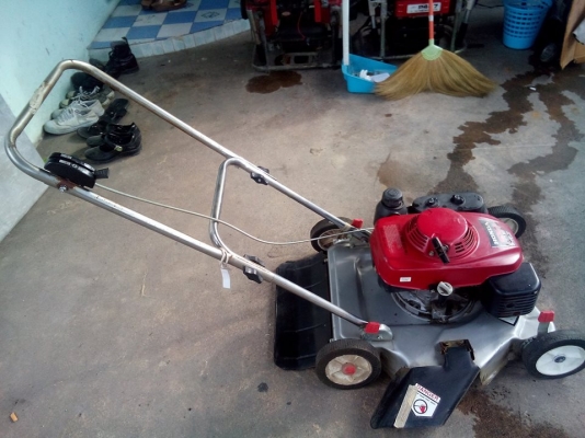 ขายรถตัดหญ้าเดินตาม สภาพสวยพร้อมใช้ครับ (มีคลิปการทำงาน) ขายรถตัดหญ้าเดินตาม สภาพสวยพร้อมใช้ครับ (มีคลิปการทำงาน)