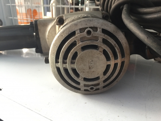 ขายสกัดไฟฟ้า makita hm1201 มือสอง สภาพดีครับ ขายสกัดไฟฟ้า makita hm1201 มือสอง สภาพดีครับ