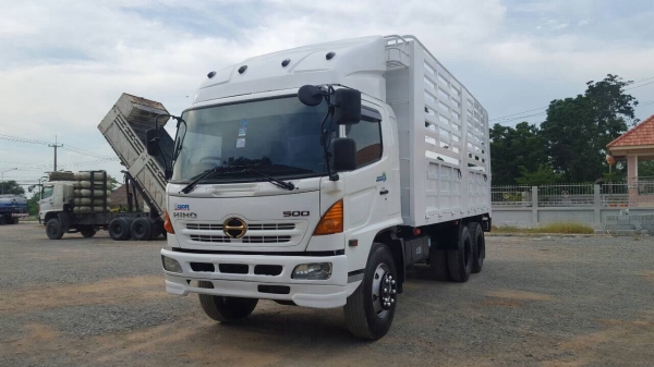 ขาย HINO MEGA 220 แรงม้า กระบะล่องไม่ดั้ม