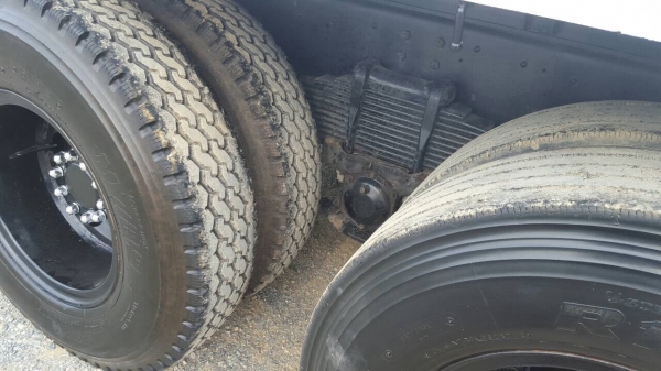 ขาย HINO MEGA 220 แรงม้า กระบะล่องไม่ดั้ม