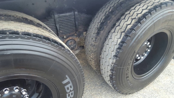 ขาย HINO MEGA 220 แรงม้า กระบะล่องไม่ดั้ม