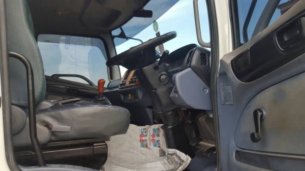 ขาย HINO MEGA 220 แรงม้า กระบะล่องไม่ดั้ม