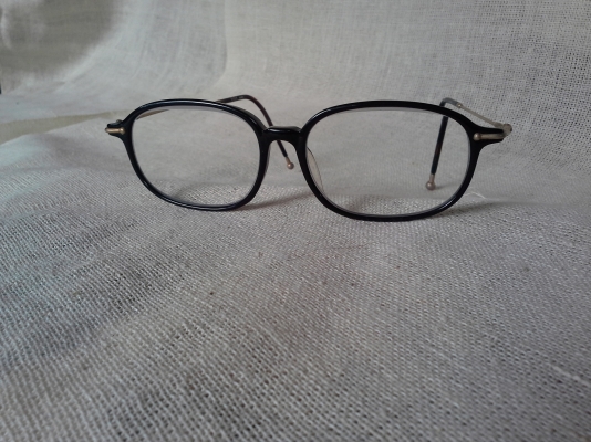 แว่นสายตายาวฝรั่งเศส  ELLE PARIS