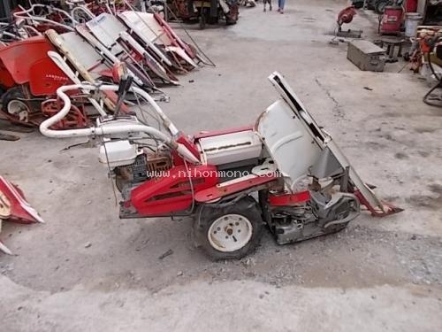 รถเกี่ยวข้าวเดินตาม  MITSUBISHI   KB254รหัสสินค้า : 80802987 Line ID: nihonmono หรือเพิ่มเติมไดที่ www.nihonmono.com